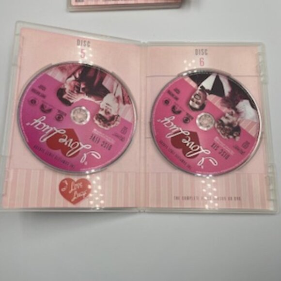 I‎ Love Lucy 7 DVD Boxed Set Season 1 With 35 Episodes English and Spanish - Picture 3 of 8